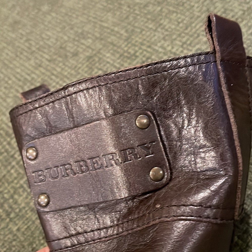 Burberry Dark Brown Knee-High Leather Boots (sz 39 1/2) - Picture 8 of 14